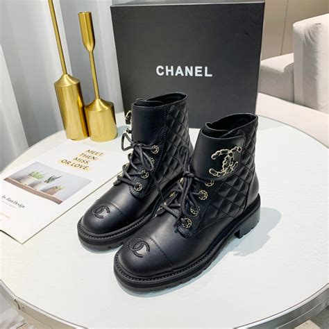 bota chanel preço|CHANEL.